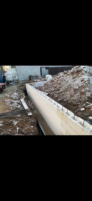 Vând cofraje din polistiren