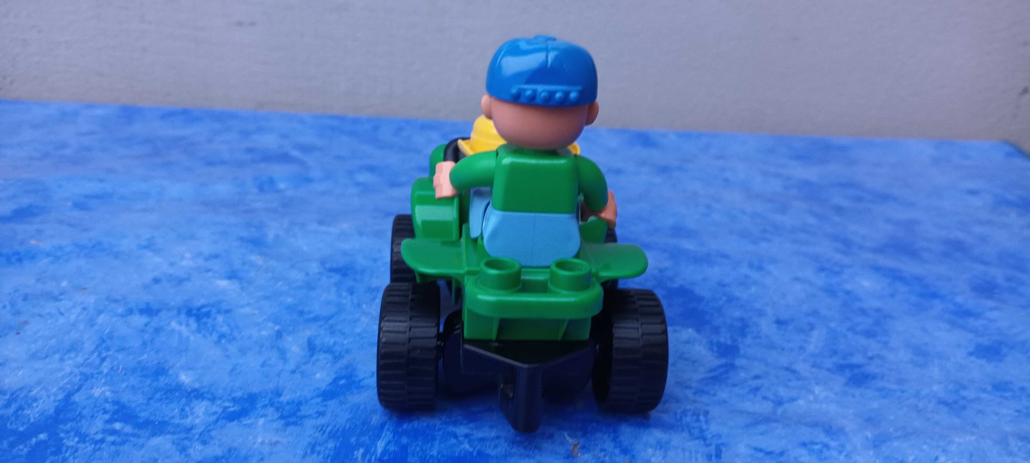 Lego Duplo | mini masinuta + personaje | 12*7*10 cm