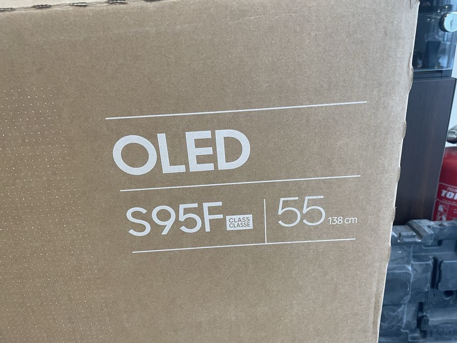 Чисто нов Телевизор 55 инча