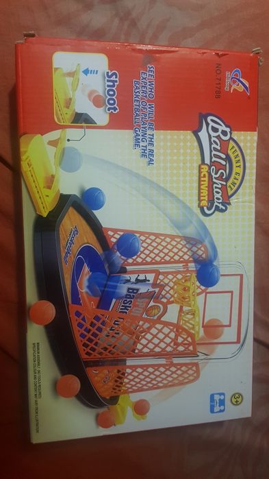 Занимателни игри шампионска математика,баланс със столчета и баскетбол