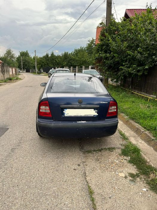 Vând Skoda Octavia