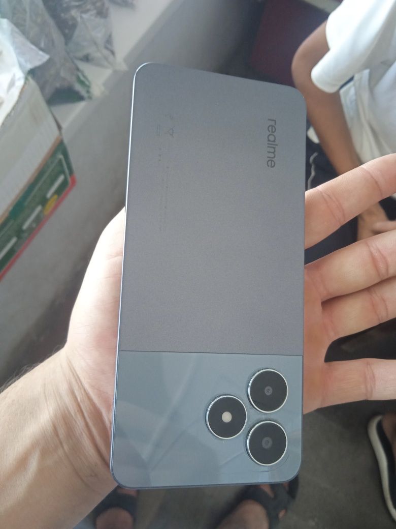 Realmi 50 s sotiladi