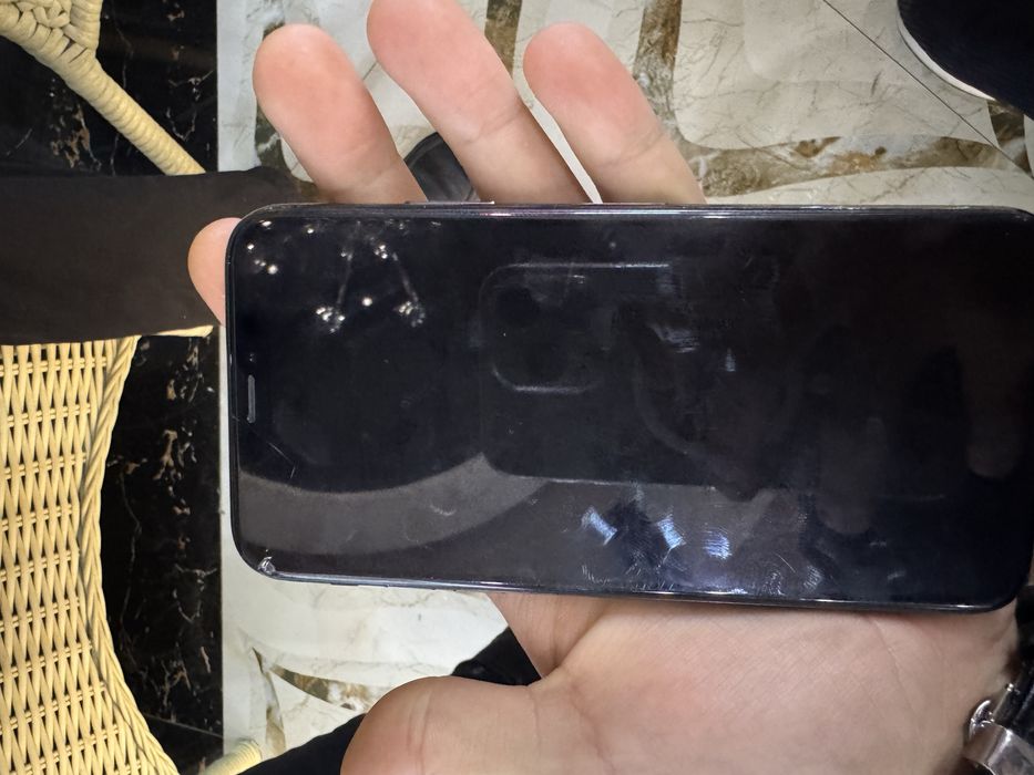 Iphone xs 64gb в хорошом состояния