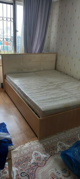 Кровать двухспальная