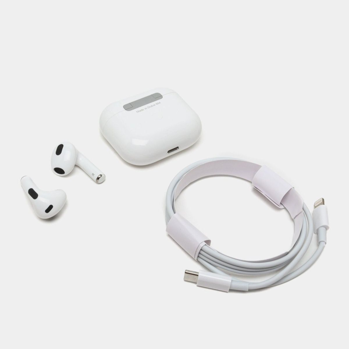 AirPods Pro3 orginal. Zaryadi 10 kunga yetadi, srochni sotiladi!