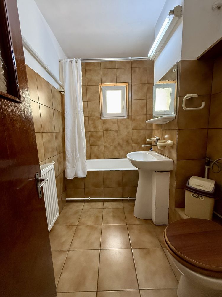 Apartament 3 camere decomandat, inel 2