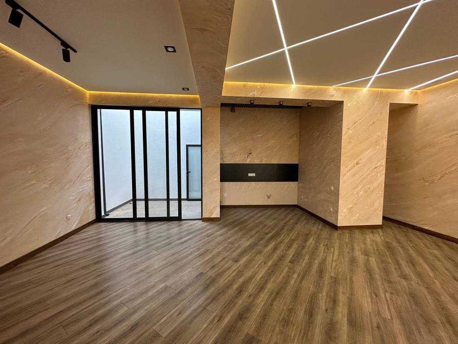 Ракат махалля, Таунхаус 6 комнат Евро ремонт, 2 соток 300м2