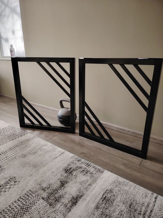 Крака за трапезна маса