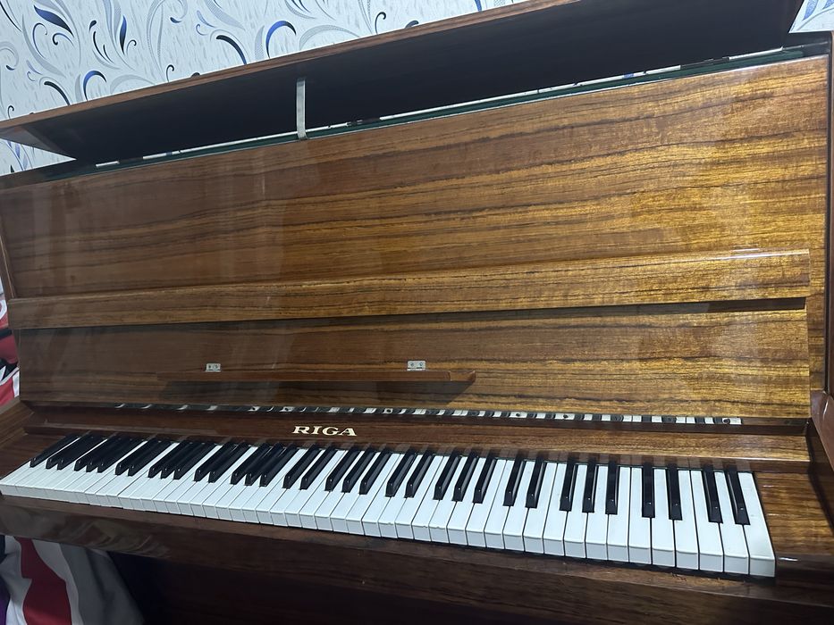 Pianina RIGA пианино