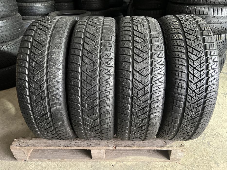 4 anvelope de iarna 215/65/17 pirelli 6-6.5 mm!