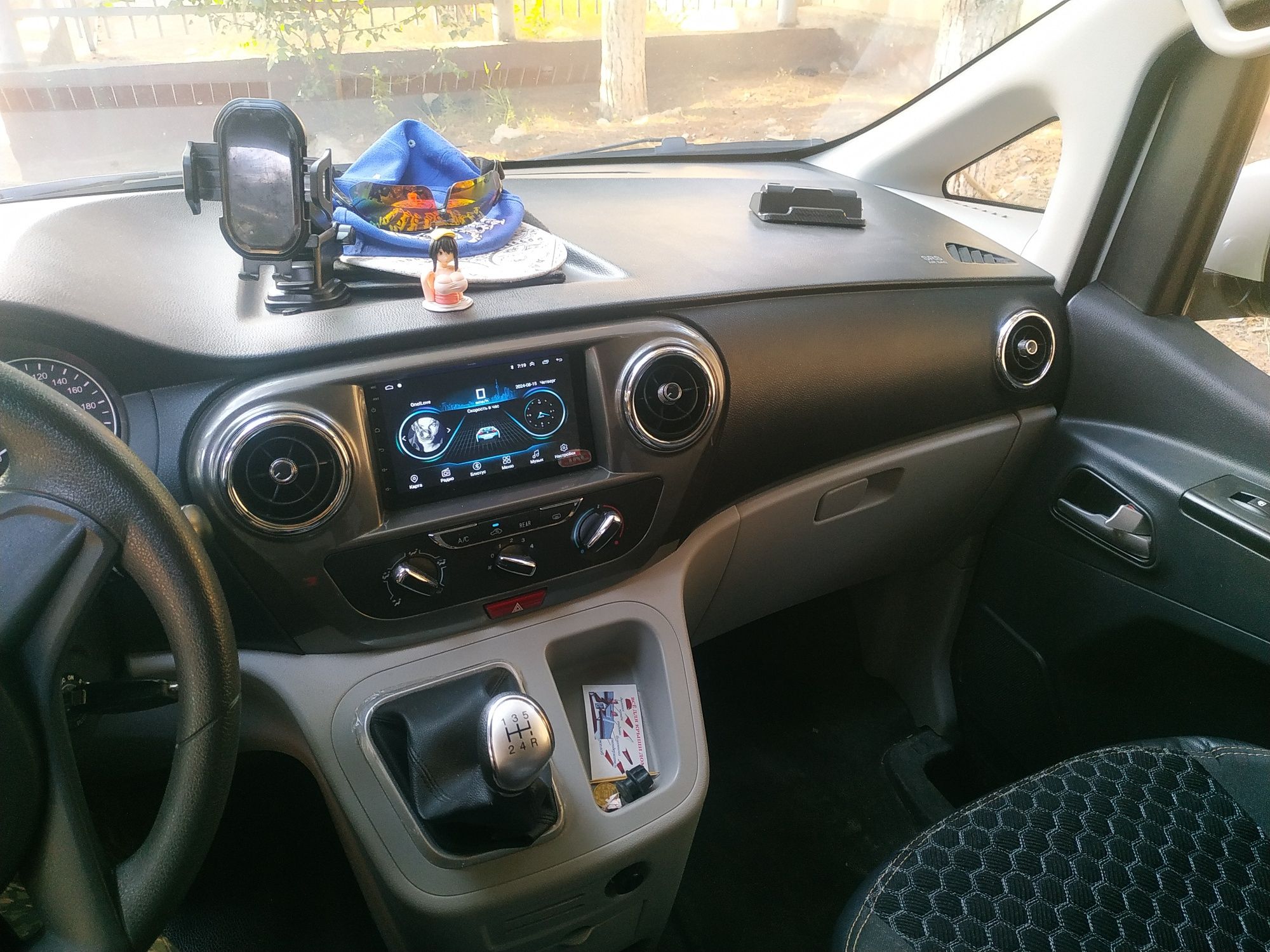 Продам авто JAC M3