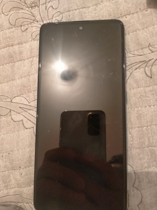 Продам самсунг А 51