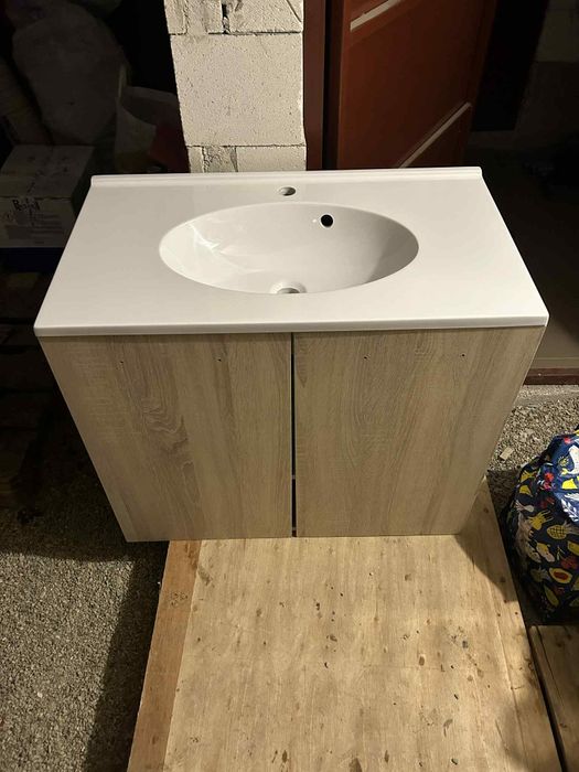 Vand mobilier de baie