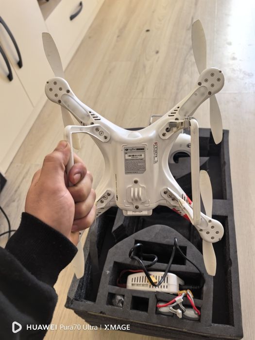 Дрон dji phantom