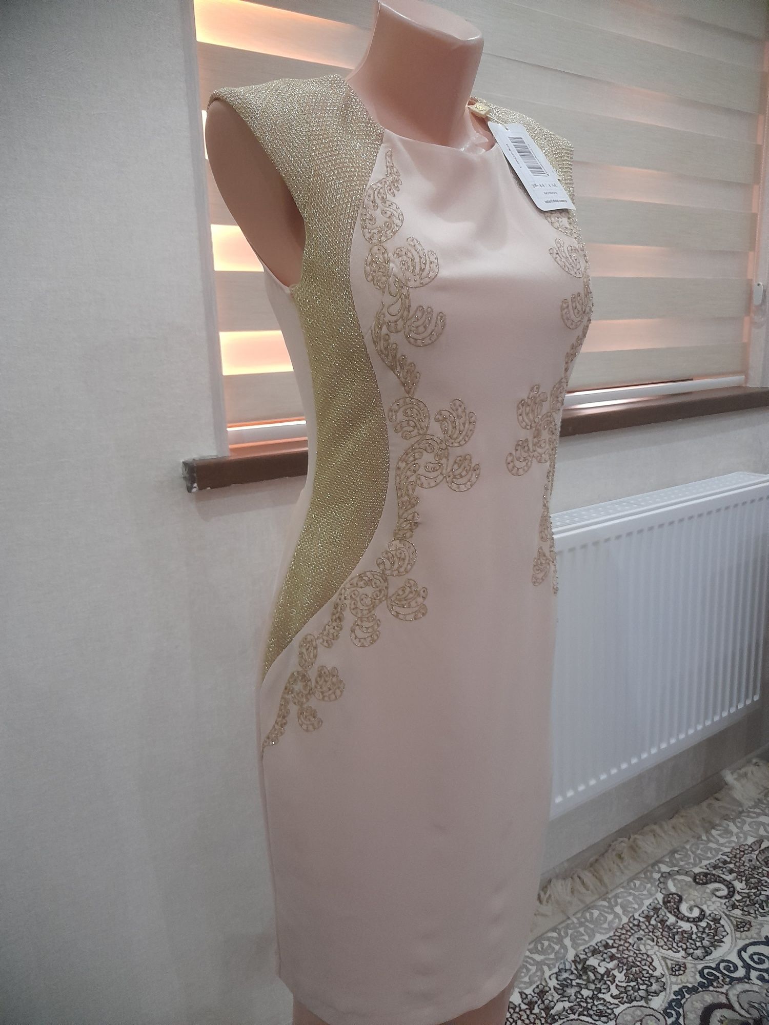 Нарядное турецкое  платье, цвет: пудра