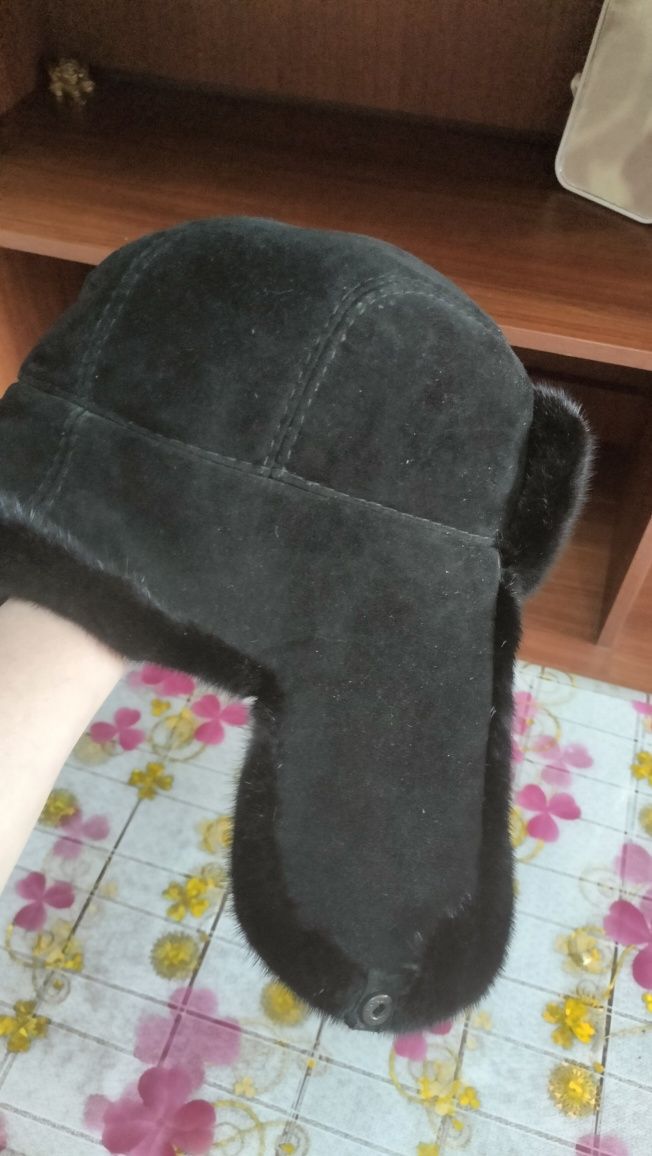 Шапка норкавая б/у