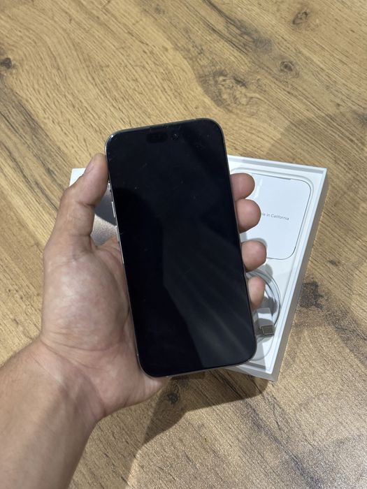 iPhone 15 pro 128GB