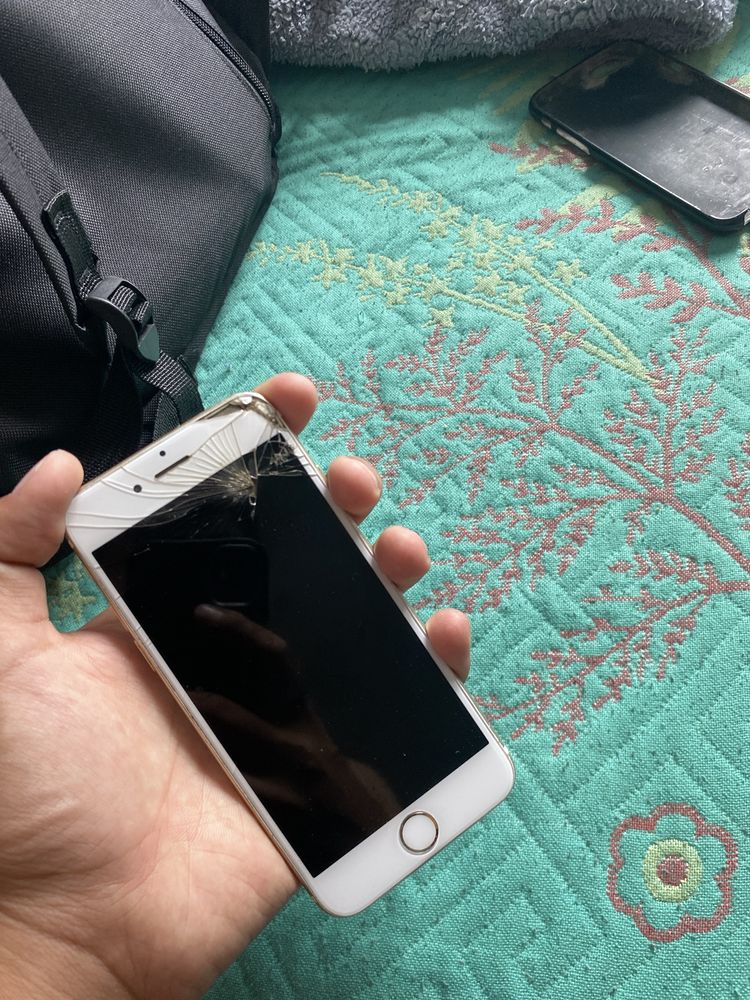 Продам айфон 6 Iphone 6