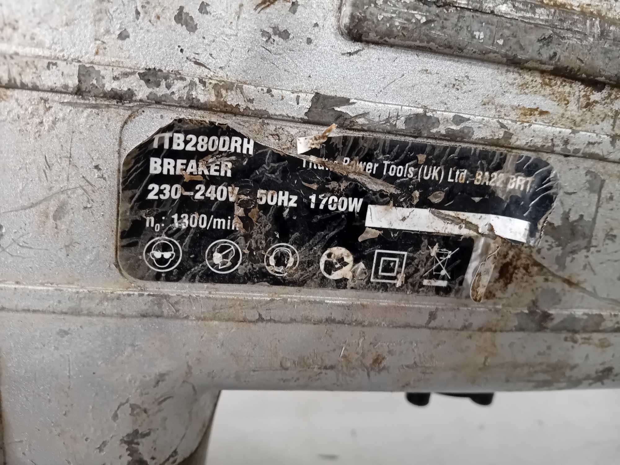 Къртач - Titan 1700 W
