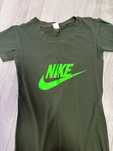 Спортна рокля Nike