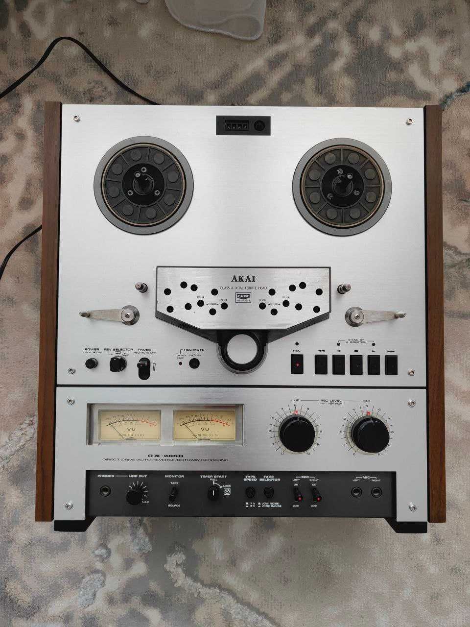 Катушечный магнитофон AKAI GX 266D