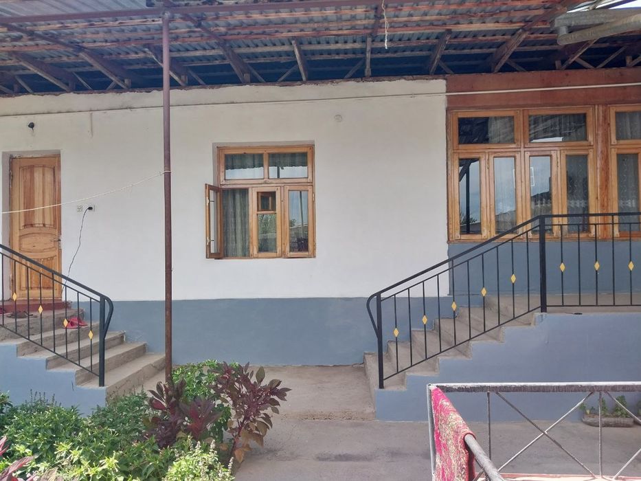 Uy sotiladi 5.4 sotix