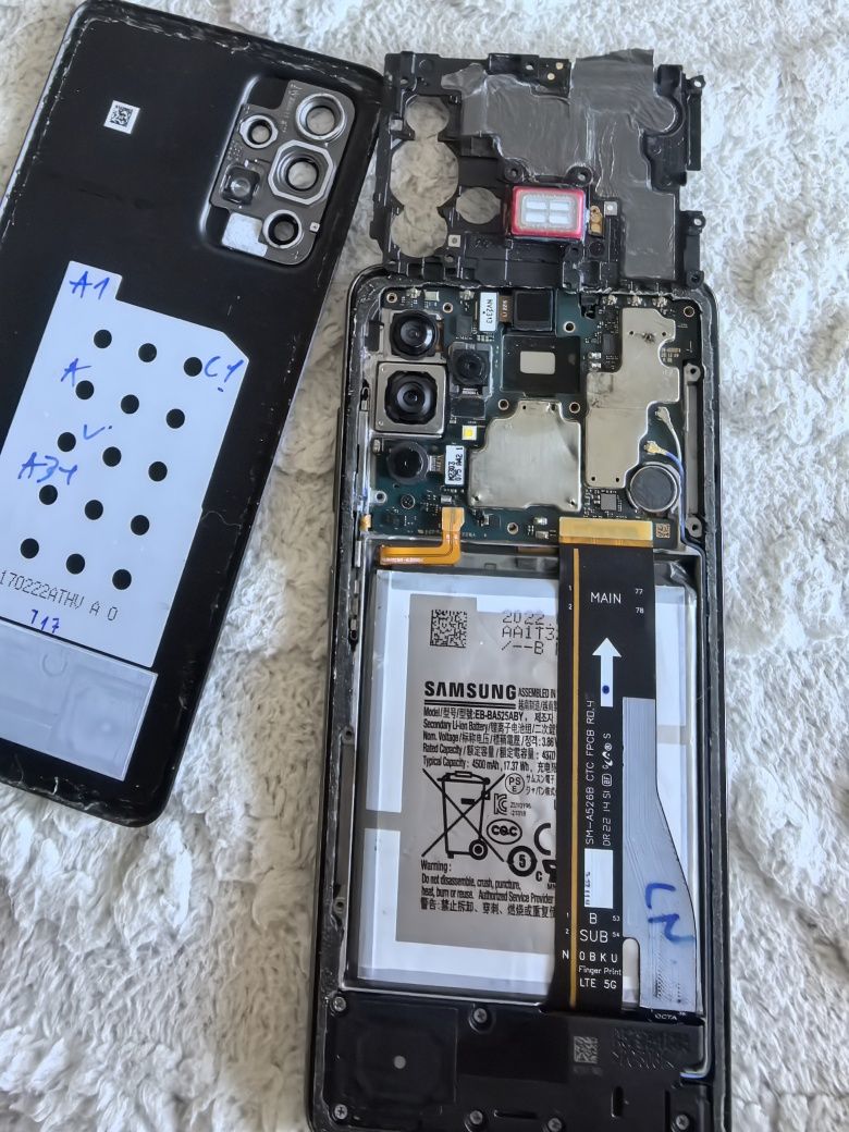 Samsung A52 -  за части