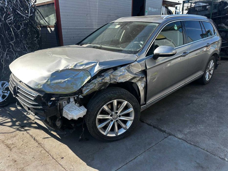 Vw Passat B8 break 2015 2.0 tdi panoramic alcantara