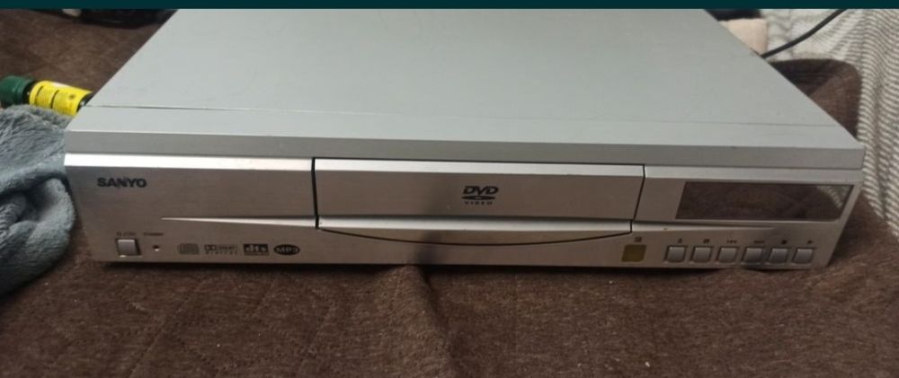DVD PLAYER SANYO / Telecomanda Originala Remote Control