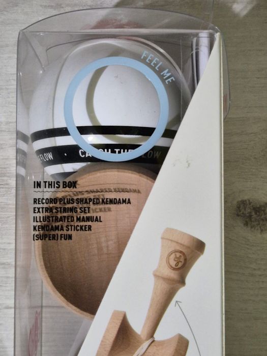 Kendama Record Plus sticky