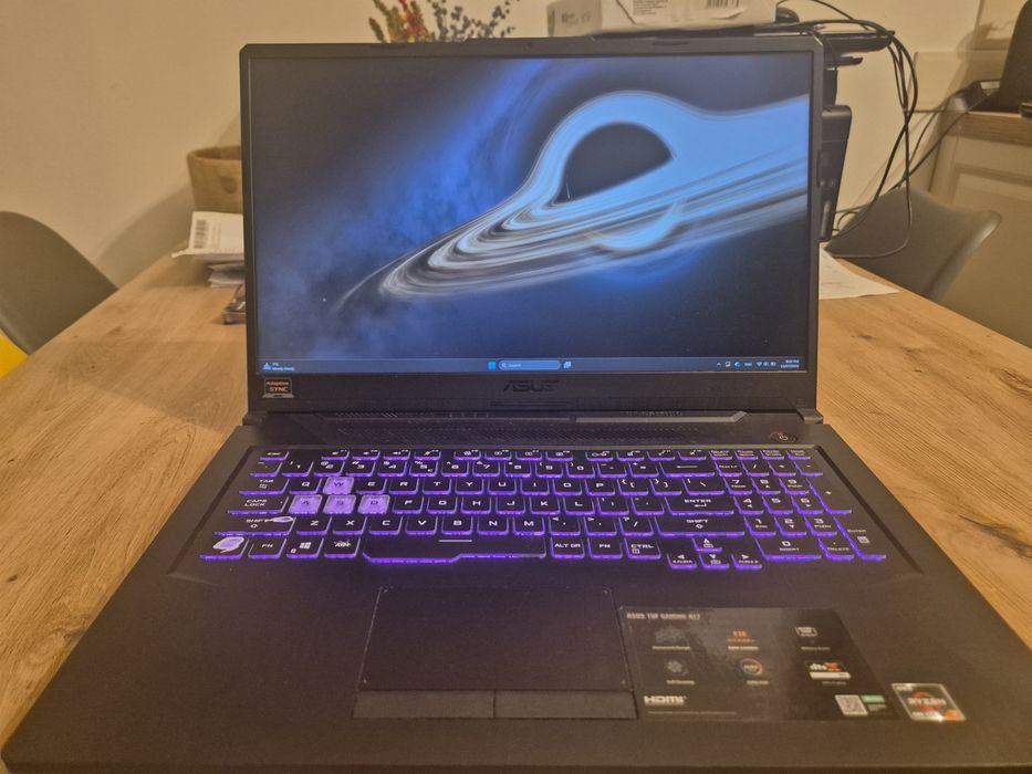 Vând laptop ASUS TUF A17