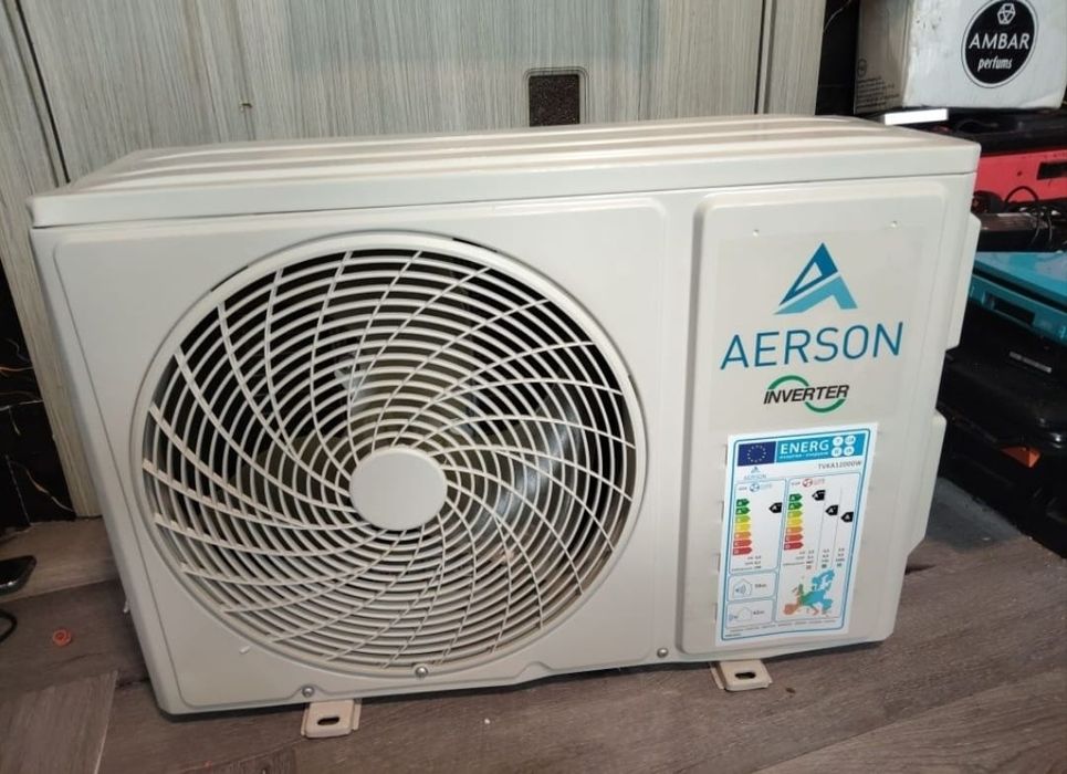 Aparat de aer conditionat 3400w 12000but este  doar partea  de afara