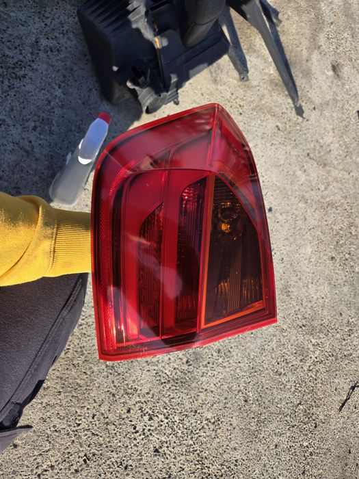 Tripla BMW F30 Stop BMW F30