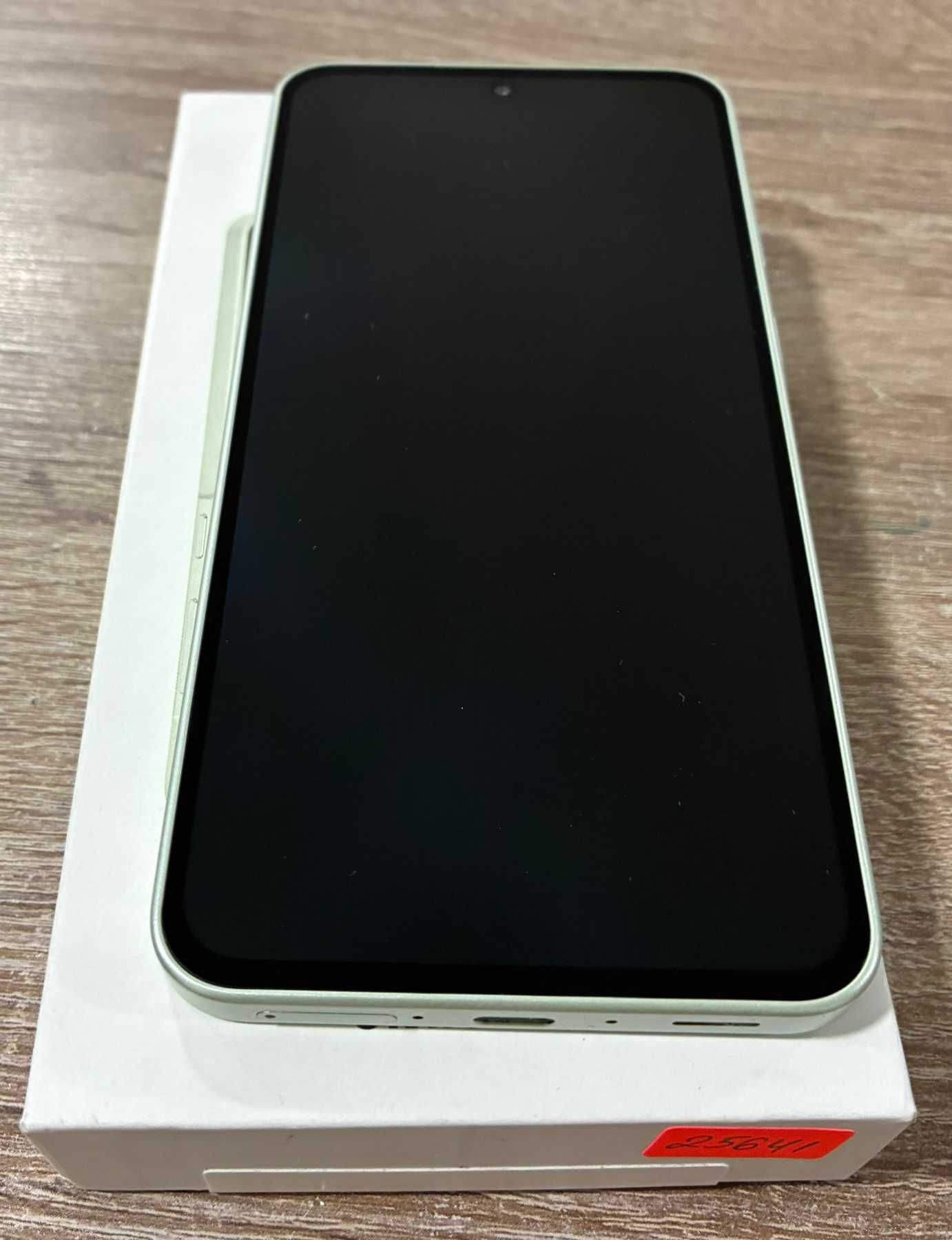 Продавам Samsung Galaxy A36 5G 256/8 gb