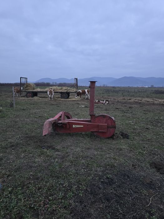 Tocatoare siloz pe un rand