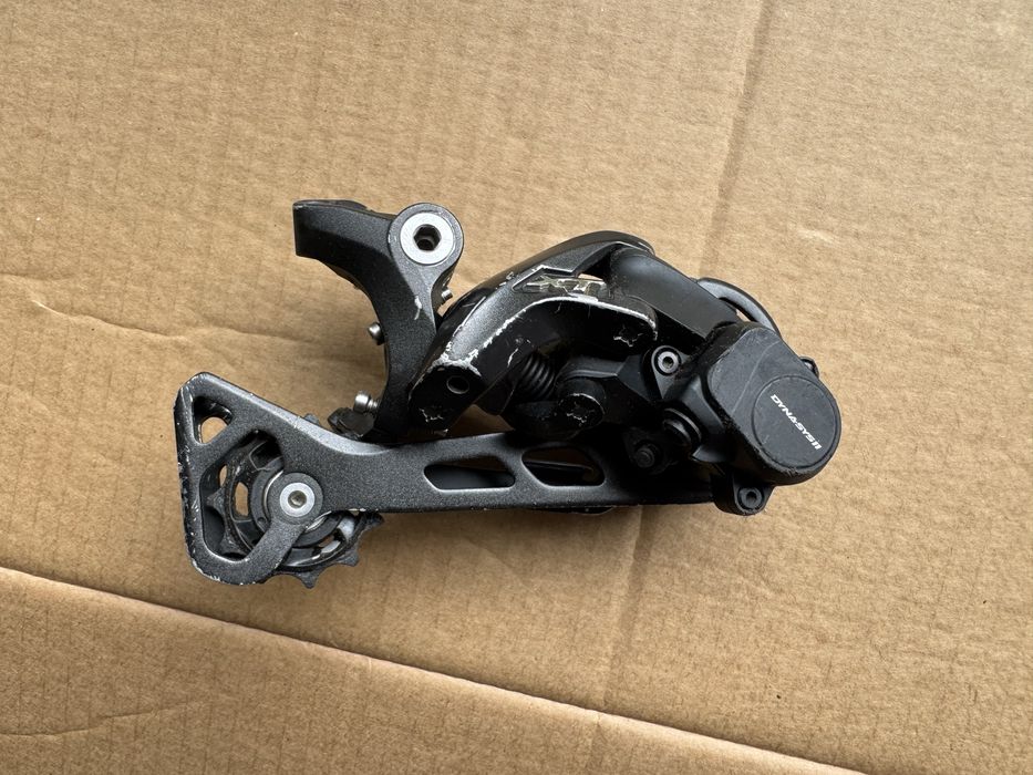 Schimbator spate Shimano XT 11 viteze M8000