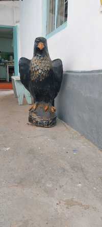 Продаётся скульптура Орел
