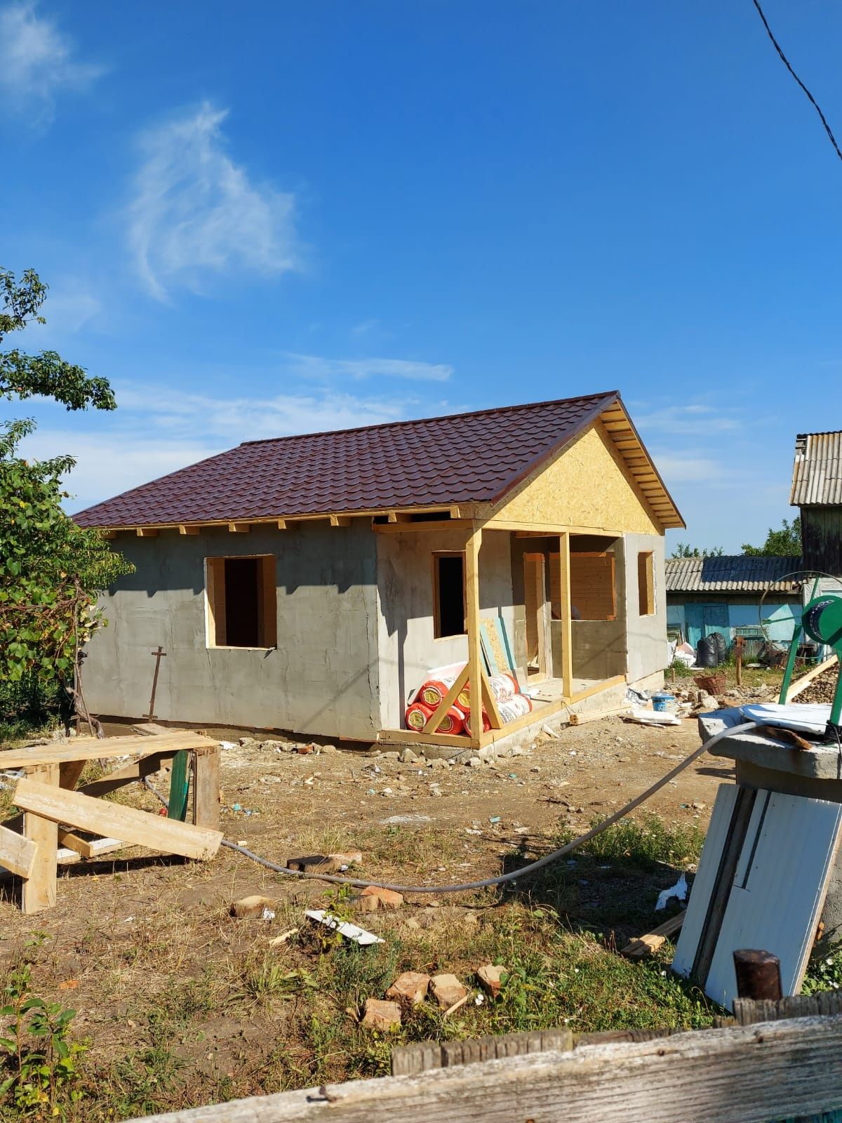 Vindem și confectionam case modulare și cabane din lemn izolate termic