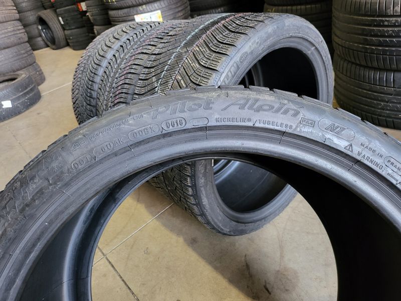 295/30/20 MICHELIN 2бр