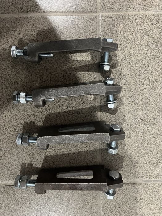 Комплект ножек для чугунных ванн регулируемые по высоте. Новые