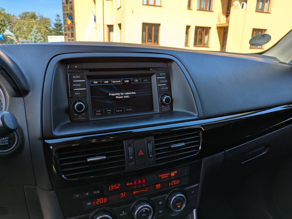 Mazda CX-5, an 2013, 4x4 automata.