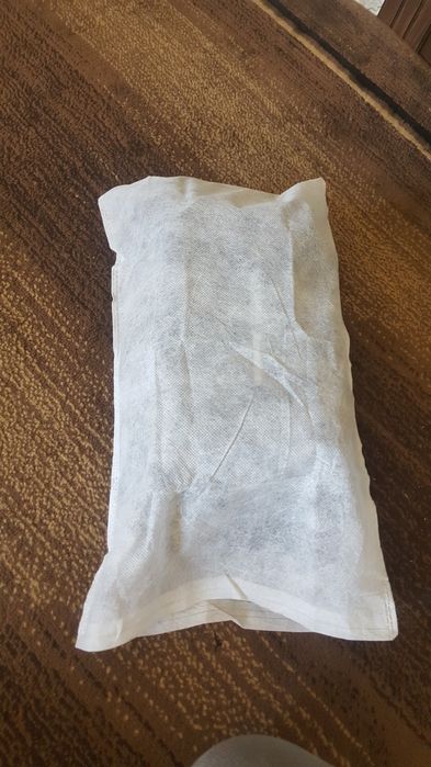 Sumka yonga taqiladigan. Xitoyniki