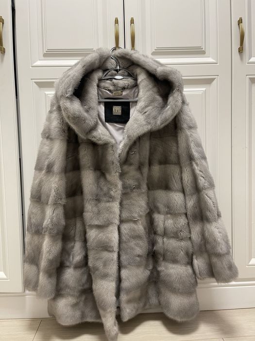 Шуба из норки CPL Furs (серый жемчуг)