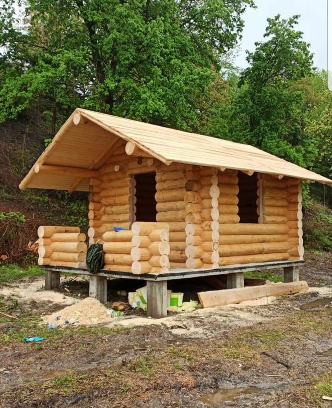 Cabane lemn rotund