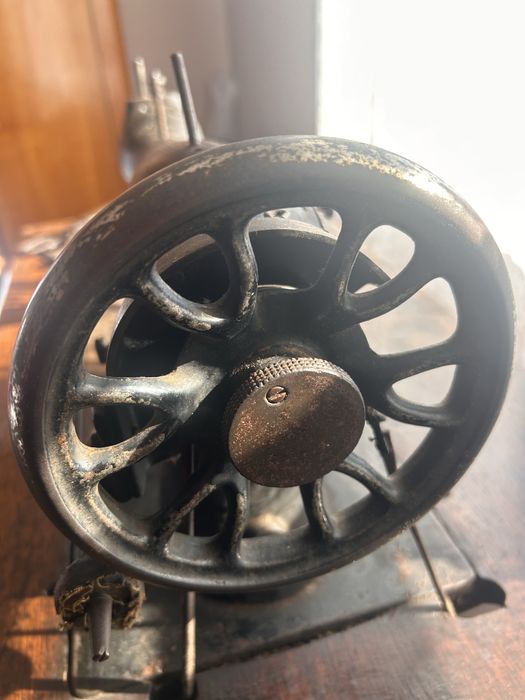 Singer vintage înainte de 1950 – mașină de cusut retro, funcțională