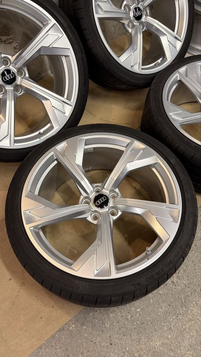 Оригинални 5х112 20” Audi RS5 с летни гуми