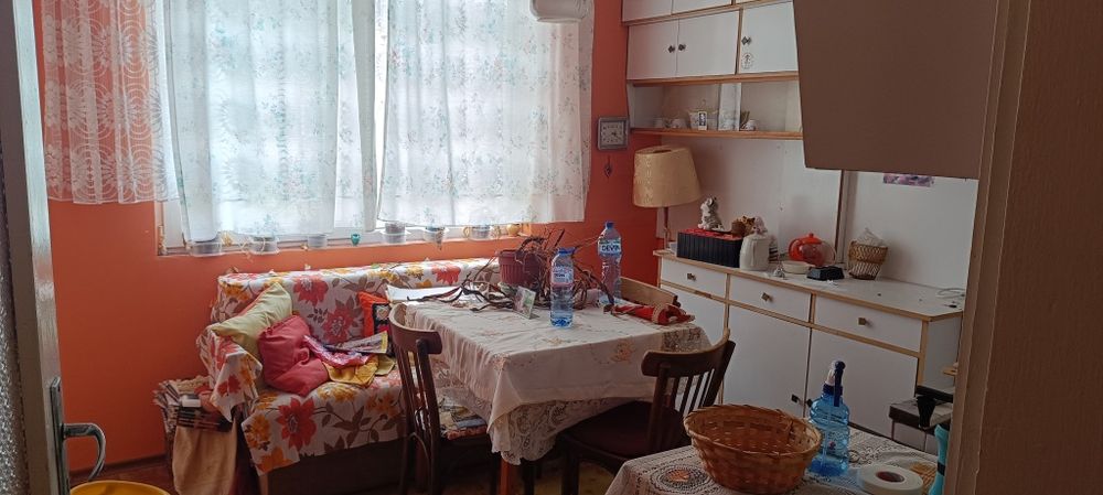 Тристаен апартамент