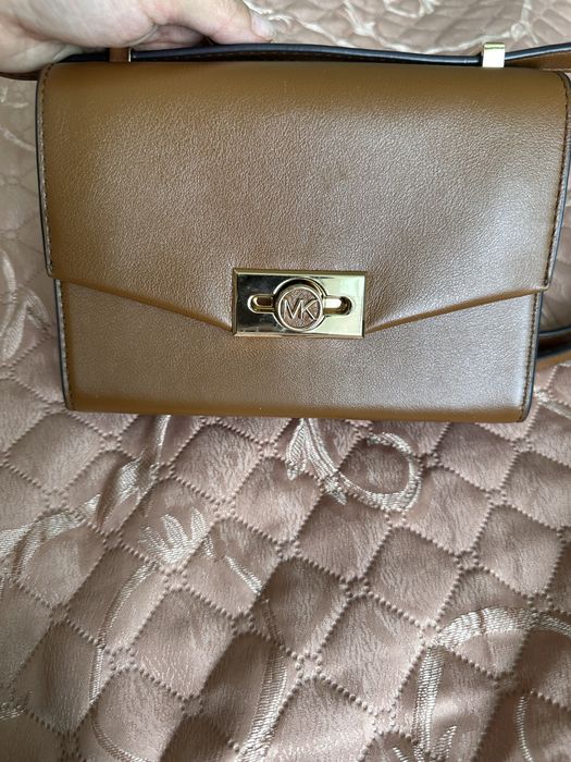 Сумка от Michael Kors