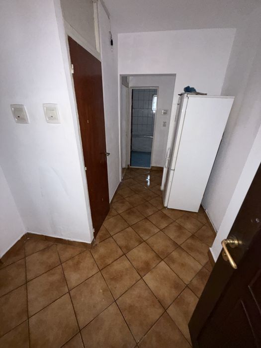 Apartament 2 camere de vanzare