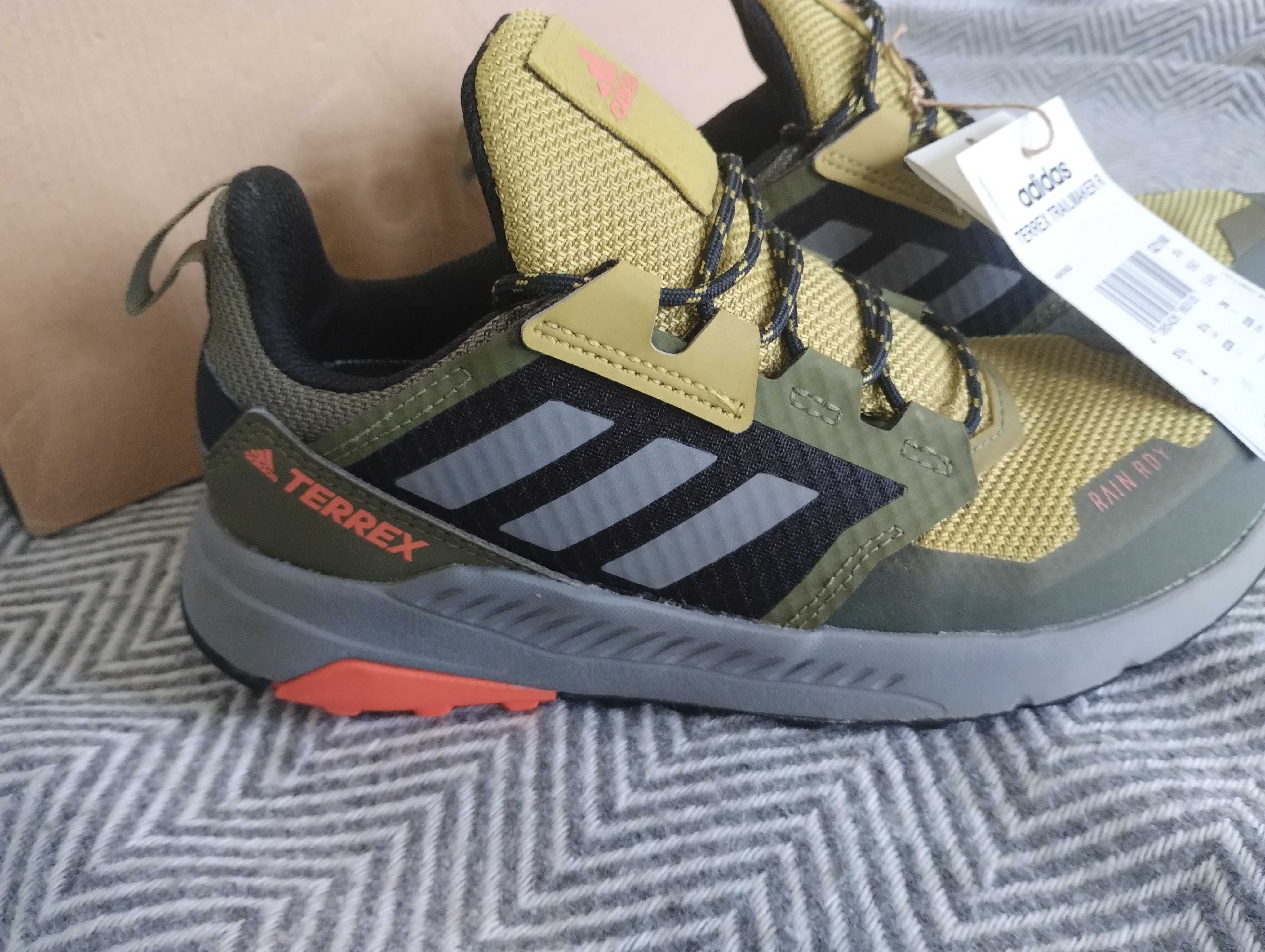 Adidas Terrex маратонки номер 36